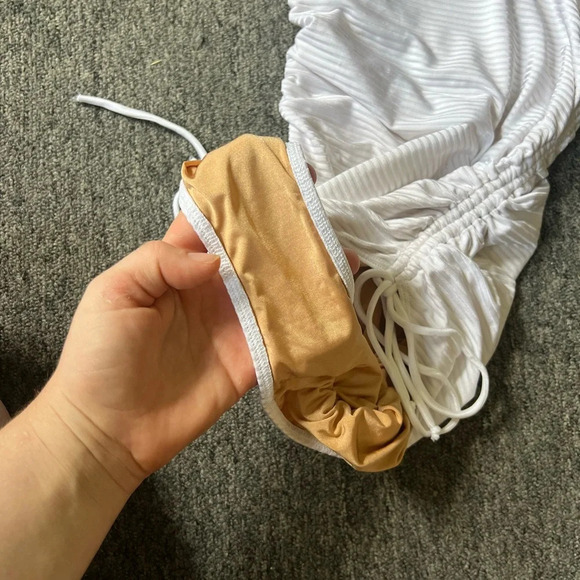 Albertine One Piece White Swimsuit, size T1 / small - Picture 4 of 12